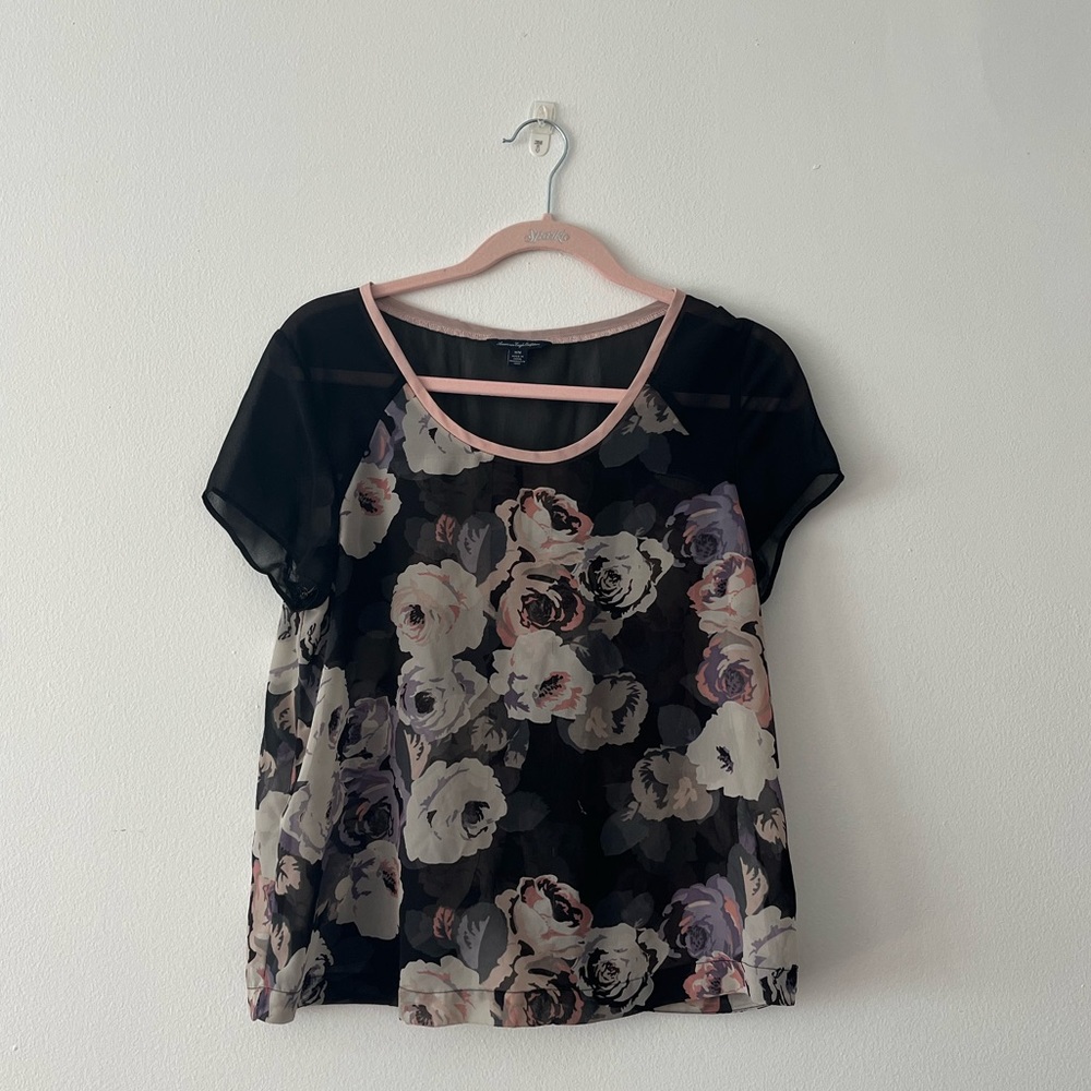 American Eagle floral top